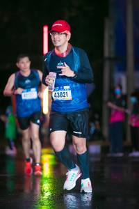 BIB: 43021
                            <button type="button" onclick="openModal(17124378)" class="btn btn-primary btn-sm float-right btn-popup" data-toggle="modal" data-target=".modal-high-quality">
                        <i class="fas fa-shopping-cart"></i> Add to Cart
                    </button>
                                            <button type="button" onclick="isThisMe(17124378, true)" class="btn btn-success btn-sm float-right btn-popup btn-isme hidden" data-toggle="tooltip" data-placement="bottom" title="นี่คือรูปของคุณใช่ไหม คลิกที่นี่เพื่อเอาเข้าอัลบั้ม">
                        <i class="fas fa-plus"></i> Add to album
                    </button>
                    <button type="button" onclick="isThisMe(17124378, false)" class="btn btn-warning btn-sm float-right btn-popup btn-isnotme hidden">
                        <i class="fas fa-ban"></i> Remove from album
                    </button>