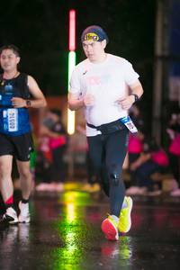 BIB: 40514
                            <button type="button" onclick="openModal(17291786)" class="btn btn-primary btn-sm float-right btn-popup" data-toggle="modal" data-target=".modal-high-quality">
                        <i class="fas fa-shopping-cart"></i> Add to Cart
                    </button>
                                            <button type="button" onclick="isThisMe(17291786, true)" class="btn btn-success btn-sm float-right btn-popup btn-isme hidden" data-toggle="tooltip" data-placement="bottom" title="นี่คือรูปของคุณใช่ไหม คลิกที่นี่เพื่อเอาเข้าอัลบั้ม">
                        <i class="fas fa-plus"></i> Add to album
                    </button>
                    <button type="button" onclick="isThisMe(17291786, false)" class="btn btn-warning btn-sm float-right btn-popup btn-isnotme hidden">
                        <i class="fas fa-ban"></i> Remove from album
                    </button>