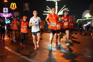 BIB: 22324, 21096, 2276, 41028, 25933
                            <button type="button" onclick="openModal(16274033)" class="btn btn-primary btn-sm float-right btn-popup" data-toggle="modal" data-target=".modal-high-quality">
                        <i class="fas fa-shopping-cart"></i> Add to Cart
                    </button>
                                            <button type="button" onclick="isThisMe(16274033, true)" class="btn btn-success btn-sm float-right btn-popup btn-isme hidden" data-toggle="tooltip" data-placement="bottom" title="นี่คือรูปของคุณใช่ไหม คลิกที่นี่เพื่อเอาเข้าอัลบั้ม">
                        <i class="fas fa-plus"></i> Add to album
                    </button>
                    <button type="button" onclick="isThisMe(16274033, false)" class="btn btn-warning btn-sm float-right btn-popup btn-isnotme hidden">
                        <i class="fas fa-ban"></i> Remove from album
                    </button>