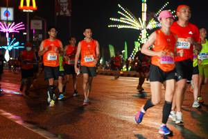 BIB: 23825, 0340, 2557, 42468, 21275
                            <button type="button" onclick="openModal(16297291)" class="btn btn-primary btn-sm float-right btn-popup" data-toggle="modal" data-target=".modal-high-quality">
                        <i class="fas fa-shopping-cart"></i> Add to Cart
                    </button>
                                            <button type="button" onclick="isThisMe(16297291, true)" class="btn btn-success btn-sm float-right btn-popup btn-isme hidden" data-toggle="tooltip" data-placement="bottom" title="นี่คือรูปของคุณใช่ไหม คลิกที่นี่เพื่อเอาเข้าอัลบั้ม">
                        <i class="fas fa-plus"></i> Add to album
                    </button>
                    <button type="button" onclick="isThisMe(16297291, false)" class="btn btn-warning btn-sm float-right btn-popup btn-isnotme hidden">
                        <i class="fas fa-ban"></i> Remove from album
                    </button>