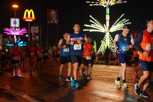 BIB: 2187, 79207, 43211
                            <button type="button" onclick="openModal(16511230)" class="btn btn-primary btn-sm float-right btn-popup" data-toggle="modal" data-target=".modal-high-quality">
                        <i class="fas fa-shopping-cart"></i> Add to Cart
                    </button>
                                            <button type="button" onclick="isThisMe(16511230, true)" class="btn btn-success btn-sm float-right btn-popup btn-isme hidden" data-toggle="tooltip" data-placement="bottom" title="นี่คือรูปของคุณใช่ไหม คลิกที่นี่เพื่อเอาเข้าอัลบั้ม">
                        <i class="fas fa-plus"></i> Add to album
                    </button>
                    <button type="button" onclick="isThisMe(16511230, false)" class="btn btn-warning btn-sm float-right btn-popup btn-isnotme hidden">
                        <i class="fas fa-ban"></i> Remove from album
                    </button>