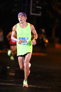 BIB: 175
                            <button type="button" onclick="openModal(16953464)" class="btn btn-primary btn-sm float-right btn-popup" data-toggle="modal" data-target=".modal-high-quality">
                        <i class="fas fa-shopping-cart"></i> Add to Cart
                    </button>
                                            <button type="button" onclick="isThisMe(16953464, true)" class="btn btn-success btn-sm float-right btn-popup btn-isme hidden" data-toggle="tooltip" data-placement="bottom" title="นี่คือรูปของคุณใช่ไหม คลิกที่นี่เพื่อเอาเข้าอัลบั้ม">
                        <i class="fas fa-plus"></i> Add to album
                    </button>
                    <button type="button" onclick="isThisMe(16953464, false)" class="btn btn-warning btn-sm float-right btn-popup btn-isnotme hidden">
                        <i class="fas fa-ban"></i> Remove from album
                    </button>