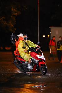 BIB: 
                            <button type="button" onclick="openModal(16943482)" class="btn btn-primary btn-sm float-right btn-popup" data-toggle="modal" data-target=".modal-high-quality">
                        <i class="fas fa-shopping-cart"></i> Add to Cart
                    </button>
                                            <button type="button" onclick="isThisMe(16943482, true)" class="btn btn-success btn-sm float-right btn-popup btn-isme hidden" data-toggle="tooltip" data-placement="bottom" title="นี่คือรูปของคุณใช่ไหม คลิกที่นี่เพื่อเอาเข้าอัลบั้ม">
                        <i class="fas fa-plus"></i> Add to album
                    </button>
                    <button type="button" onclick="isThisMe(16943482, false)" class="btn btn-warning btn-sm float-right btn-popup btn-isnotme hidden">
                        <i class="fas fa-ban"></i> Remove from album
                    </button>