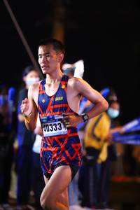 BIB: 40333
                            <button type="button" onclick="openModal(16944609)" class="btn btn-primary btn-sm float-right btn-popup" data-toggle="modal" data-target=".modal-high-quality">
                        <i class="fas fa-shopping-cart"></i> Add to Cart
                    </button>
                                            <button type="button" onclick="isThisMe(16944609, true)" class="btn btn-success btn-sm float-right btn-popup btn-isme hidden" data-toggle="tooltip" data-placement="bottom" title="นี่คือรูปของคุณใช่ไหม คลิกที่นี่เพื่อเอาเข้าอัลบั้ม">
                        <i class="fas fa-plus"></i> Add to album
                    </button>
                    <button type="button" onclick="isThisMe(16944609, false)" class="btn btn-warning btn-sm float-right btn-popup btn-isnotme hidden">
                        <i class="fas fa-ban"></i> Remove from album
                    </button>