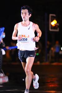 BIB: 2350
                            <button type="button" onclick="openModal(16946614)" class="btn btn-primary btn-sm float-right btn-popup" data-toggle="modal" data-target=".modal-high-quality">
                        <i class="fas fa-shopping-cart"></i> Add to Cart
                    </button>
                                            <button type="button" onclick="isThisMe(16946614, true)" class="btn btn-success btn-sm float-right btn-popup btn-isme hidden" data-toggle="tooltip" data-placement="bottom" title="นี่คือรูปของคุณใช่ไหม คลิกที่นี่เพื่อเอาเข้าอัลบั้ม">
                        <i class="fas fa-plus"></i> Add to album
                    </button>
                    <button type="button" onclick="isThisMe(16946614, false)" class="btn btn-warning btn-sm float-right btn-popup btn-isnotme hidden">
                        <i class="fas fa-ban"></i> Remove from album
                    </button>