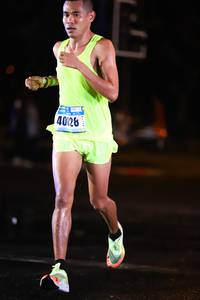 BIB: 40128
                            <button type="button" onclick="openModal(16951365)" class="btn btn-primary btn-sm float-right btn-popup" data-toggle="modal" data-target=".modal-high-quality">
                        <i class="fas fa-shopping-cart"></i> Add to Cart
                    </button>
                                            <button type="button" onclick="isThisMe(16951365, true)" class="btn btn-success btn-sm float-right btn-popup btn-isme hidden" data-toggle="tooltip" data-placement="bottom" title="นี่คือรูปของคุณใช่ไหม คลิกที่นี่เพื่อเอาเข้าอัลบั้ม">
                        <i class="fas fa-plus"></i> Add to album
                    </button>
                    <button type="button" onclick="isThisMe(16951365, false)" class="btn btn-warning btn-sm float-right btn-popup btn-isnotme hidden">
                        <i class="fas fa-ban"></i> Remove from album
                    </button>