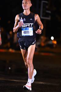 BIB: 4011
                            <button type="button" onclick="openModal(16951563)" class="btn btn-primary btn-sm float-right btn-popup" data-toggle="modal" data-target=".modal-high-quality">
                        <i class="fas fa-shopping-cart"></i> Add to Cart
                    </button>
                                            <button type="button" onclick="isThisMe(16951563, true)" class="btn btn-success btn-sm float-right btn-popup btn-isme hidden" data-toggle="tooltip" data-placement="bottom" title="นี่คือรูปของคุณใช่ไหม คลิกที่นี่เพื่อเอาเข้าอัลบั้ม">
                        <i class="fas fa-plus"></i> Add to album
                    </button>
                    <button type="button" onclick="isThisMe(16951563, false)" class="btn btn-warning btn-sm float-right btn-popup btn-isnotme hidden">
                        <i class="fas fa-ban"></i> Remove from album
                    </button>