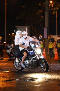 BIB: 
                            <button type="button" onclick="openModal(16942960)" class="btn btn-primary btn-sm float-right btn-popup" data-toggle="modal" data-target=".modal-high-quality">
                        <i class="fas fa-shopping-cart"></i> Add to Cart
                    </button>
                                            <button type="button" onclick="isThisMe(16942960, true)" class="btn btn-success btn-sm float-right btn-popup btn-isme hidden" data-toggle="tooltip" data-placement="bottom" title="นี่คือรูปของคุณใช่ไหม คลิกที่นี่เพื่อเอาเข้าอัลบั้ม">
                        <i class="fas fa-plus"></i> Add to album
                    </button>
                    <button type="button" onclick="isThisMe(16942960, false)" class="btn btn-warning btn-sm float-right btn-popup btn-isnotme hidden">
                        <i class="fas fa-ban"></i> Remove from album
                    </button>