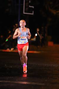 BIB: 20090
                            <button type="button" onclick="openModal(16951980)" class="btn btn-primary btn-sm float-right btn-popup" data-toggle="modal" data-target=".modal-high-quality">
                        <i class="fas fa-shopping-cart"></i> Add to Cart
                    </button>
                                            <button type="button" onclick="isThisMe(16951980, true)" class="btn btn-success btn-sm float-right btn-popup btn-isme hidden" data-toggle="tooltip" data-placement="bottom" title="นี่คือรูปของคุณใช่ไหม คลิกที่นี่เพื่อเอาเข้าอัลบั้ม">
                        <i class="fas fa-plus"></i> Add to album
                    </button>
                    <button type="button" onclick="isThisMe(16951980, false)" class="btn btn-warning btn-sm float-right btn-popup btn-isnotme hidden">
                        <i class="fas fa-ban"></i> Remove from album
                    </button>