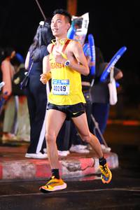 BIB: 40249
                            <button type="button" onclick="openModal(16949984)" class="btn btn-primary btn-sm float-right btn-popup" data-toggle="modal" data-target=".modal-high-quality">
                        <i class="fas fa-shopping-cart"></i> Add to Cart
                    </button>
                                            <button type="button" onclick="isThisMe(16949984, true)" class="btn btn-success btn-sm float-right btn-popup btn-isme hidden" data-toggle="tooltip" data-placement="bottom" title="นี่คือรูปของคุณใช่ไหม คลิกที่นี่เพื่อเอาเข้าอัลบั้ม">
                        <i class="fas fa-plus"></i> Add to album
                    </button>
                    <button type="button" onclick="isThisMe(16949984, false)" class="btn btn-warning btn-sm float-right btn-popup btn-isnotme hidden">
                        <i class="fas fa-ban"></i> Remove from album
                    </button>