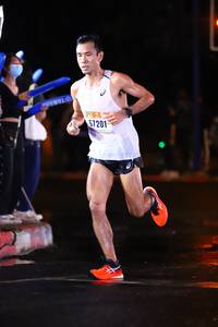 BIB: 201
                            <button type="button" onclick="openModal(16948272)" class="btn btn-primary btn-sm float-right btn-popup" data-toggle="modal" data-target=".modal-high-quality">
                        <i class="fas fa-shopping-cart"></i> Add to Cart
                    </button>
                                            <button type="button" onclick="isThisMe(16948272, true)" class="btn btn-success btn-sm float-right btn-popup btn-isme hidden" data-toggle="tooltip" data-placement="bottom" title="นี่คือรูปของคุณใช่ไหม คลิกที่นี่เพื่อเอาเข้าอัลบั้ม">
                        <i class="fas fa-plus"></i> Add to album
                    </button>
                    <button type="button" onclick="isThisMe(16948272, false)" class="btn btn-warning btn-sm float-right btn-popup btn-isnotme hidden">
                        <i class="fas fa-ban"></i> Remove from album
                    </button>