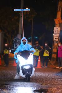 BIB: 225
                            <button type="button" onclick="openModal(16944660)" class="btn btn-primary btn-sm float-right btn-popup" data-toggle="modal" data-target=".modal-high-quality">
                        <i class="fas fa-shopping-cart"></i> Add to Cart
                    </button>
                                            <button type="button" onclick="isThisMe(16944660, true)" class="btn btn-success btn-sm float-right btn-popup btn-isme hidden" data-toggle="tooltip" data-placement="bottom" title="นี่คือรูปของคุณใช่ไหม คลิกที่นี่เพื่อเอาเข้าอัลบั้ม">
                        <i class="fas fa-plus"></i> Add to album
                    </button>
                    <button type="button" onclick="isThisMe(16944660, false)" class="btn btn-warning btn-sm float-right btn-popup btn-isnotme hidden">
                        <i class="fas fa-ban"></i> Remove from album
                    </button>