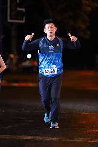 BIB: 42565
                            <button type="button" onclick="openModal(17377167)" class="btn btn-primary btn-sm float-right btn-popup" data-toggle="modal" data-target=".modal-high-quality">
                        <i class="fas fa-shopping-cart"></i> Add to Cart
                    </button>
                                            <button type="button" onclick="isThisMe(17377167, true)" class="btn btn-success btn-sm float-right btn-popup btn-isme hidden" data-toggle="tooltip" data-placement="bottom" title="นี่คือรูปของคุณใช่ไหม คลิกที่นี่เพื่อเอาเข้าอัลบั้ม">
                        <i class="fas fa-plus"></i> Add to album
                    </button>
                    <button type="button" onclick="isThisMe(17377167, false)" class="btn btn-warning btn-sm float-right btn-popup btn-isnotme hidden">
                        <i class="fas fa-ban"></i> Remove from album
                    </button>