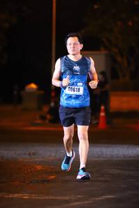 BIB: 40618
                            <button type="button" onclick="openModal(17386514)" class="btn btn-primary btn-sm float-right btn-popup" data-toggle="modal" data-target=".modal-high-quality">
                        <i class="fas fa-shopping-cart"></i> Add to Cart
                    </button>
                                            <button type="button" onclick="isThisMe(17386514, true)" class="btn btn-success btn-sm float-right btn-popup btn-isme hidden" data-toggle="tooltip" data-placement="bottom" title="นี่คือรูปของคุณใช่ไหม คลิกที่นี่เพื่อเอาเข้าอัลบั้ม">
                        <i class="fas fa-plus"></i> Add to album
                    </button>
                    <button type="button" onclick="isThisMe(17386514, false)" class="btn btn-warning btn-sm float-right btn-popup btn-isnotme hidden">
                        <i class="fas fa-ban"></i> Remove from album
                    </button>