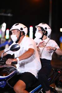 BIB: 
                            <button type="button" onclick="openModal(16402935)" class="btn btn-primary btn-sm float-right btn-popup" data-toggle="modal" data-target=".modal-high-quality">
                        <i class="fas fa-shopping-cart"></i> Add to Cart
                    </button>
                                            <button type="button" onclick="isThisMe(16402935, true)" class="btn btn-success btn-sm float-right btn-popup btn-isme hidden" data-toggle="tooltip" data-placement="bottom" title="นี่คือรูปของคุณใช่ไหม คลิกที่นี่เพื่อเอาเข้าอัลบั้ม">
                        <i class="fas fa-plus"></i> Add to album
                    </button>
                    <button type="button" onclick="isThisMe(16402935, false)" class="btn btn-warning btn-sm float-right btn-popup btn-isnotme hidden">
                        <i class="fas fa-ban"></i> Remove from album
                    </button>