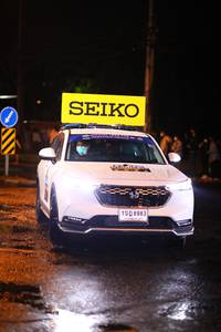 BIB: 100, 8983
                            <button type="button" onclick="openModal(16403039)" class="btn btn-primary btn-sm float-right btn-popup" data-toggle="modal" data-target=".modal-high-quality">
                        <i class="fas fa-shopping-cart"></i> Add to Cart
                    </button>
                                            <button type="button" onclick="isThisMe(16403039, true)" class="btn btn-success btn-sm float-right btn-popup btn-isme hidden" data-toggle="tooltip" data-placement="bottom" title="นี่คือรูปของคุณใช่ไหม คลิกที่นี่เพื่อเอาเข้าอัลบั้ม">
                        <i class="fas fa-plus"></i> Add to album
                    </button>
                    <button type="button" onclick="isThisMe(16403039, false)" class="btn btn-warning btn-sm float-right btn-popup btn-isnotme hidden">
                        <i class="fas fa-ban"></i> Remove from album
                    </button>