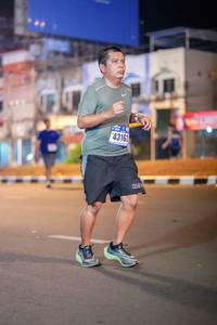 BIB: 4316
                            <button type="button" onclick="openModal(17813573)" class="btn btn-primary btn-sm float-right btn-popup" data-toggle="modal" data-target=".modal-high-quality">
                        <i class="fas fa-shopping-cart"></i> Add to Cart
                    </button>
                                            <button type="button" onclick="isThisMe(17813573, true)" class="btn btn-success btn-sm float-right btn-popup btn-isme hidden" data-toggle="tooltip" data-placement="bottom" title="นี่คือรูปของคุณใช่ไหม คลิกที่นี่เพื่อเอาเข้าอัลบั้ม">
                        <i class="fas fa-plus"></i> Add to album
                    </button>
                    <button type="button" onclick="isThisMe(17813573, false)" class="btn btn-warning btn-sm float-right btn-popup btn-isnotme hidden">
                        <i class="fas fa-ban"></i> Remove from album
                    </button>