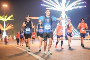 BIB: 95401, 41672, 44146
                            <button type="button" onclick="openModal(18037032)" class="btn btn-primary btn-sm float-right btn-popup" data-toggle="modal" data-target=".modal-high-quality">
                        <i class="fas fa-shopping-cart"></i> Add to Cart
                    </button>
                                            <button type="button" onclick="isThisMe(18037032, true)" class="btn btn-success btn-sm float-right btn-popup btn-isme hidden" data-toggle="tooltip" data-placement="bottom" title="นี่คือรูปของคุณใช่ไหม คลิกที่นี่เพื่อเอาเข้าอัลบั้ม">
                        <i class="fas fa-plus"></i> Add to album
                    </button>
                    <button type="button" onclick="isThisMe(18037032, false)" class="btn btn-warning btn-sm float-right btn-popup btn-isnotme hidden">
                        <i class="fas fa-ban"></i> Remove from album
                    </button>