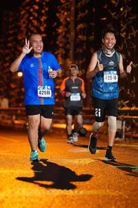 BIB: 425, 42986
                            <button type="button" onclick="openModal(16347571)" class="btn btn-primary btn-sm float-right btn-popup" data-toggle="modal" data-target=".modal-high-quality">
                        <i class="fas fa-shopping-cart"></i> Add to Cart
                    </button>
                                            <button type="button" onclick="isThisMe(16347571, true)" class="btn btn-success btn-sm float-right btn-popup btn-isme hidden" data-toggle="tooltip" data-placement="bottom" title="นี่คือรูปของคุณใช่ไหม คลิกที่นี่เพื่อเอาเข้าอัลบั้ม">
                        <i class="fas fa-plus"></i> Add to album
                    </button>
                    <button type="button" onclick="isThisMe(16347571, false)" class="btn btn-warning btn-sm float-right btn-popup btn-isnotme hidden">
                        <i class="fas fa-ban"></i> Remove from album
                    </button>