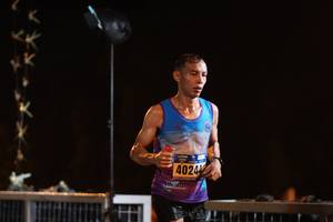 BIB: 4024
                            <button type="button" onclick="openModal(16172794)" class="btn btn-primary btn-sm float-right btn-popup" data-toggle="modal" data-target=".modal-high-quality">
                        <i class="fas fa-shopping-cart"></i> Add to Cart
                    </button>
                                            <button type="button" onclick="isThisMe(16172794, true)" class="btn btn-success btn-sm float-right btn-popup btn-isme hidden" data-toggle="tooltip" data-placement="bottom" title="นี่คือรูปของคุณใช่ไหม คลิกที่นี่เพื่อเอาเข้าอัลบั้ม">
                        <i class="fas fa-plus"></i> Add to album
                    </button>
                    <button type="button" onclick="isThisMe(16172794, false)" class="btn btn-warning btn-sm float-right btn-popup btn-isnotme hidden">
                        <i class="fas fa-ban"></i> Remove from album
                    </button>