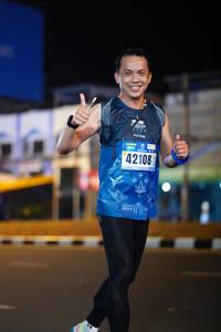 BIB: 121, 42108
                            <button type="button" onclick="openModal(17284217)" class="btn btn-primary btn-sm float-right btn-popup" data-toggle="modal" data-target=".modal-high-quality">
                        <i class="fas fa-shopping-cart"></i> Add to Cart
                    </button>
                                            <button type="button" onclick="isThisMe(17284217, true)" class="btn btn-success btn-sm float-right btn-popup btn-isme hidden" data-toggle="tooltip" data-placement="bottom" title="นี่คือรูปของคุณใช่ไหม คลิกที่นี่เพื่อเอาเข้าอัลบั้ม">
                        <i class="fas fa-plus"></i> Add to album
                    </button>
                    <button type="button" onclick="isThisMe(17284217, false)" class="btn btn-warning btn-sm float-right btn-popup btn-isnotme hidden">
                        <i class="fas fa-ban"></i> Remove from album
                    </button>
