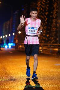 BIB: 40910
                            <button type="button" onclick="openModal(16390250)" class="btn btn-primary btn-sm float-right btn-popup" data-toggle="modal" data-target=".modal-high-quality">
                        <i class="fas fa-shopping-cart"></i> Add to Cart
                    </button>
                                            <button type="button" onclick="isThisMe(16390250, true)" class="btn btn-success btn-sm float-right btn-popup btn-isme hidden" data-toggle="tooltip" data-placement="bottom" title="นี่คือรูปของคุณใช่ไหม คลิกที่นี่เพื่อเอาเข้าอัลบั้ม">
                        <i class="fas fa-plus"></i> Add to album
                    </button>
                    <button type="button" onclick="isThisMe(16390250, false)" class="btn btn-warning btn-sm float-right btn-popup btn-isnotme hidden">
                        <i class="fas fa-ban"></i> Remove from album
                    </button>