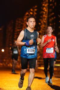 BIB: 41290, 41237
                            <button type="button" onclick="openModal(16261465)" class="btn btn-primary btn-sm float-right btn-popup" data-toggle="modal" data-target=".modal-high-quality">
                        <i class="fas fa-shopping-cart"></i> Add to Cart
                    </button>
                                            <button type="button" onclick="isThisMe(16261465, true)" class="btn btn-success btn-sm float-right btn-popup btn-isme hidden" data-toggle="tooltip" data-placement="bottom" title="นี่คือรูปของคุณใช่ไหม คลิกที่นี่เพื่อเอาเข้าอัลบั้ม">
                        <i class="fas fa-plus"></i> Add to album
                    </button>
                    <button type="button" onclick="isThisMe(16261465, false)" class="btn btn-warning btn-sm float-right btn-popup btn-isnotme hidden">
                        <i class="fas fa-ban"></i> Remove from album
                    </button>