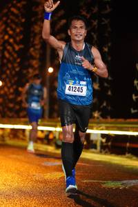 BIB: 41245
                            <button type="button" onclick="openModal(16206053)" class="btn btn-primary btn-sm float-right btn-popup" data-toggle="modal" data-target=".modal-high-quality">
                        <i class="fas fa-shopping-cart"></i> Add to Cart
                    </button>
                                            <button type="button" onclick="isThisMe(16206053, true)" class="btn btn-success btn-sm float-right btn-popup btn-isme hidden" data-toggle="tooltip" data-placement="bottom" title="นี่คือรูปของคุณใช่ไหม คลิกที่นี่เพื่อเอาเข้าอัลบั้ม">
                        <i class="fas fa-plus"></i> Add to album
                    </button>
                    <button type="button" onclick="isThisMe(16206053, false)" class="btn btn-warning btn-sm float-right btn-popup btn-isnotme hidden">
                        <i class="fas fa-ban"></i> Remove from album
                    </button>