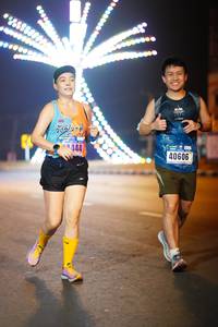 BIB: 444, 40606
                            <button type="button" onclick="openModal(17312548)" class="btn btn-primary btn-sm float-right btn-popup" data-toggle="modal" data-target=".modal-high-quality">
                        <i class="fas fa-shopping-cart"></i> Add to Cart
                    </button>
                                            <button type="button" onclick="isThisMe(17312548, true)" class="btn btn-success btn-sm float-right btn-popup btn-isme hidden" data-toggle="tooltip" data-placement="bottom" title="นี่คือรูปของคุณใช่ไหม คลิกที่นี่เพื่อเอาเข้าอัลบั้ม">
                        <i class="fas fa-plus"></i> Add to album
                    </button>
                    <button type="button" onclick="isThisMe(17312548, false)" class="btn btn-warning btn-sm float-right btn-popup btn-isnotme hidden">
                        <i class="fas fa-ban"></i> Remove from album
                    </button>