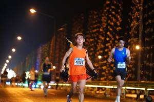 BIB: 40196, 42306
                            <button type="button" onclick="openModal(16241475)" class="btn btn-primary btn-sm float-right btn-popup" data-toggle="modal" data-target=".modal-high-quality">
                        <i class="fas fa-shopping-cart"></i> Add to Cart
                    </button>
                                            <button type="button" onclick="isThisMe(16241475, true)" class="btn btn-success btn-sm float-right btn-popup btn-isme hidden" data-toggle="tooltip" data-placement="bottom" title="นี่คือรูปของคุณใช่ไหม คลิกที่นี่เพื่อเอาเข้าอัลบั้ม">
                        <i class="fas fa-plus"></i> Add to album
                    </button>
                    <button type="button" onclick="isThisMe(16241475, false)" class="btn btn-warning btn-sm float-right btn-popup btn-isnotme hidden">
                        <i class="fas fa-ban"></i> Remove from album
                    </button>