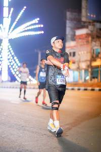 BIB: 4129
                            <button type="button" onclick="openModal(17813887)" class="btn btn-primary btn-sm float-right btn-popup" data-toggle="modal" data-target=".modal-high-quality">
                        <i class="fas fa-shopping-cart"></i> Add to Cart
                    </button>
                                            <button type="button" onclick="isThisMe(17813887, true)" class="btn btn-success btn-sm float-right btn-popup btn-isme hidden" data-toggle="tooltip" data-placement="bottom" title="นี่คือรูปของคุณใช่ไหม คลิกที่นี่เพื่อเอาเข้าอัลบั้ม">
                        <i class="fas fa-plus"></i> Add to album
                    </button>
                    <button type="button" onclick="isThisMe(17813887, false)" class="btn btn-warning btn-sm float-right btn-popup btn-isnotme hidden">
                        <i class="fas fa-ban"></i> Remove from album
                    </button>