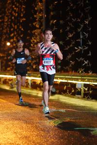 BIB: 400, 41027
                            <button type="button" onclick="openModal(16182186)" class="btn btn-primary btn-sm float-right btn-popup" data-toggle="modal" data-target=".modal-high-quality">
                        <i class="fas fa-shopping-cart"></i> Add to Cart
                    </button>
                                            <button type="button" onclick="isThisMe(16182186, true)" class="btn btn-success btn-sm float-right btn-popup btn-isme hidden" data-toggle="tooltip" data-placement="bottom" title="นี่คือรูปของคุณใช่ไหม คลิกที่นี่เพื่อเอาเข้าอัลบั้ม">
                        <i class="fas fa-plus"></i> Add to album
                    </button>
                    <button type="button" onclick="isThisMe(16182186, false)" class="btn btn-warning btn-sm float-right btn-popup btn-isnotme hidden">
                        <i class="fas fa-ban"></i> Remove from album
                    </button>