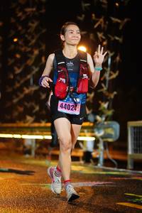 BIB: 44024
                            <button type="button" onclick="openModal(16280327)" class="btn btn-primary btn-sm float-right btn-popup" data-toggle="modal" data-target=".modal-high-quality">
                        <i class="fas fa-shopping-cart"></i> Add to Cart
                    </button>
                                            <button type="button" onclick="isThisMe(16280327, true)" class="btn btn-success btn-sm float-right btn-popup btn-isme hidden" data-toggle="tooltip" data-placement="bottom" title="นี่คือรูปของคุณใช่ไหม คลิกที่นี่เพื่อเอาเข้าอัลบั้ม">
                        <i class="fas fa-plus"></i> Add to album
                    </button>
                    <button type="button" onclick="isThisMe(16280327, false)" class="btn btn-warning btn-sm float-right btn-popup btn-isnotme hidden">
                        <i class="fas fa-ban"></i> Remove from album
                    </button>