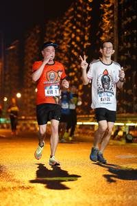 BIB: 418, 41935
                            <button type="button" onclick="openModal(16276705)" class="btn btn-primary btn-sm float-right btn-popup" data-toggle="modal" data-target=".modal-high-quality">
                        <i class="fas fa-shopping-cart"></i> Add to Cart
                    </button>
                                            <button type="button" onclick="isThisMe(16276705, true)" class="btn btn-success btn-sm float-right btn-popup btn-isme hidden" data-toggle="tooltip" data-placement="bottom" title="นี่คือรูปของคุณใช่ไหม คลิกที่นี่เพื่อเอาเข้าอัลบั้ม">
                        <i class="fas fa-plus"></i> Add to album
                    </button>
                    <button type="button" onclick="isThisMe(16276705, false)" class="btn btn-warning btn-sm float-right btn-popup btn-isnotme hidden">
                        <i class="fas fa-ban"></i> Remove from album
                    </button>