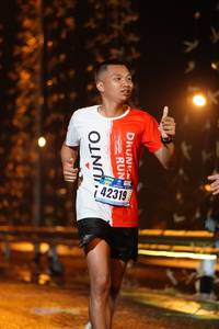 BIB: 42319
                            <button type="button" onclick="openModal(16198928)" class="btn btn-primary btn-sm float-right btn-popup" data-toggle="modal" data-target=".modal-high-quality">
                        <i class="fas fa-shopping-cart"></i> Add to Cart
                    </button>
                                            <button type="button" onclick="isThisMe(16198928, true)" class="btn btn-success btn-sm float-right btn-popup btn-isme hidden" data-toggle="tooltip" data-placement="bottom" title="นี่คือรูปของคุณใช่ไหม คลิกที่นี่เพื่อเอาเข้าอัลบั้ม">
                        <i class="fas fa-plus"></i> Add to album
                    </button>
                    <button type="button" onclick="isThisMe(16198928, false)" class="btn btn-warning btn-sm float-right btn-popup btn-isnotme hidden">
                        <i class="fas fa-ban"></i> Remove from album
                    </button>