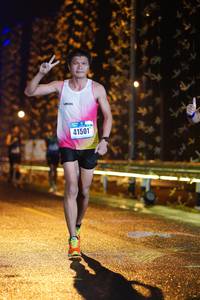 BIB: 41501
                            <button type="button" onclick="openModal(16196501)" class="btn btn-primary btn-sm float-right btn-popup" data-toggle="modal" data-target=".modal-high-quality">
                        <i class="fas fa-shopping-cart"></i> Add to Cart
                    </button>
                                            <button type="button" onclick="isThisMe(16196501, true)" class="btn btn-success btn-sm float-right btn-popup btn-isme hidden" data-toggle="tooltip" data-placement="bottom" title="นี่คือรูปของคุณใช่ไหม คลิกที่นี่เพื่อเอาเข้าอัลบั้ม">
                        <i class="fas fa-plus"></i> Add to album
                    </button>
                    <button type="button" onclick="isThisMe(16196501, false)" class="btn btn-warning btn-sm float-right btn-popup btn-isnotme hidden">
                        <i class="fas fa-ban"></i> Remove from album
                    </button>