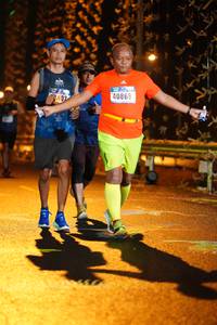 BIB: 40869
                            <button type="button" onclick="openModal(16359290)" class="btn btn-primary btn-sm float-right btn-popup" data-toggle="modal" data-target=".modal-high-quality">
                        <i class="fas fa-shopping-cart"></i> Add to Cart
                    </button>
                                            <button type="button" onclick="isThisMe(16359290, true)" class="btn btn-success btn-sm float-right btn-popup btn-isme hidden" data-toggle="tooltip" data-placement="bottom" title="นี่คือรูปของคุณใช่ไหม คลิกที่นี่เพื่อเอาเข้าอัลบั้ม">
                        <i class="fas fa-plus"></i> Add to album
                    </button>
                    <button type="button" onclick="isThisMe(16359290, false)" class="btn btn-warning btn-sm float-right btn-popup btn-isnotme hidden">
                        <i class="fas fa-ban"></i> Remove from album
                    </button>