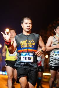 BIB: 427, 41115
                            <button type="button" onclick="openModal(16214984)" class="btn btn-primary btn-sm float-right btn-popup" data-toggle="modal" data-target=".modal-high-quality">
                        <i class="fas fa-shopping-cart"></i> Add to Cart
                    </button>
                                            <button type="button" onclick="isThisMe(16214984, true)" class="btn btn-success btn-sm float-right btn-popup btn-isme hidden" data-toggle="tooltip" data-placement="bottom" title="นี่คือรูปของคุณใช่ไหม คลิกที่นี่เพื่อเอาเข้าอัลบั้ม">
                        <i class="fas fa-plus"></i> Add to album
                    </button>
                    <button type="button" onclick="isThisMe(16214984, false)" class="btn btn-warning btn-sm float-right btn-popup btn-isnotme hidden">
                        <i class="fas fa-ban"></i> Remove from album
                    </button>