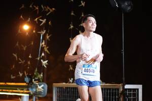 BIB: 40548
                            <button type="button" onclick="openModal(16173556)" class="btn btn-primary btn-sm float-right btn-popup" data-toggle="modal" data-target=".modal-high-quality">
                        <i class="fas fa-shopping-cart"></i> Add to Cart
                    </button>
                                            <button type="button" onclick="isThisMe(16173556, true)" class="btn btn-success btn-sm float-right btn-popup btn-isme hidden" data-toggle="tooltip" data-placement="bottom" title="นี่คือรูปของคุณใช่ไหม คลิกที่นี่เพื่อเอาเข้าอัลบั้ม">
                        <i class="fas fa-plus"></i> Add to album
                    </button>
                    <button type="button" onclick="isThisMe(16173556, false)" class="btn btn-warning btn-sm float-right btn-popup btn-isnotme hidden">
                        <i class="fas fa-ban"></i> Remove from album
                    </button>