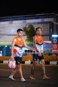 BIB: 41160, 406
                            <button type="button" onclick="openModal(17258862)" class="btn btn-primary btn-sm float-right btn-popup" data-toggle="modal" data-target=".modal-high-quality">
                        <i class="fas fa-shopping-cart"></i> Add to Cart
                    </button>
                                            <button type="button" onclick="isThisMe(17258862, true)" class="btn btn-success btn-sm float-right btn-popup btn-isme hidden" data-toggle="tooltip" data-placement="bottom" title="นี่คือรูปของคุณใช่ไหม คลิกที่นี่เพื่อเอาเข้าอัลบั้ม">
                        <i class="fas fa-plus"></i> Add to album
                    </button>
                    <button type="button" onclick="isThisMe(17258862, false)" class="btn btn-warning btn-sm float-right btn-popup btn-isnotme hidden">
                        <i class="fas fa-ban"></i> Remove from album
                    </button>