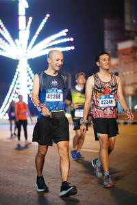 BIB: 42268, 42348
                            <button type="button" onclick="openModal(17251097)" class="btn btn-primary btn-sm float-right btn-popup" data-toggle="modal" data-target=".modal-high-quality">
                        <i class="fas fa-shopping-cart"></i> Add to Cart
                    </button>
                                            <button type="button" onclick="isThisMe(17251097, true)" class="btn btn-success btn-sm float-right btn-popup btn-isme hidden" data-toggle="tooltip" data-placement="bottom" title="นี่คือรูปของคุณใช่ไหม คลิกที่นี่เพื่อเอาเข้าอัลบั้ม">
                        <i class="fas fa-plus"></i> Add to album
                    </button>
                    <button type="button" onclick="isThisMe(17251097, false)" class="btn btn-warning btn-sm float-right btn-popup btn-isnotme hidden">
                        <i class="fas fa-ban"></i> Remove from album
                    </button>