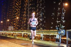 BIB: 425
                            <button type="button" onclick="openModal(16170337)" class="btn btn-primary btn-sm float-right btn-popup" data-toggle="modal" data-target=".modal-high-quality">
                        <i class="fas fa-shopping-cart"></i> Add to Cart
                    </button>
                                            <button type="button" onclick="isThisMe(16170337, true)" class="btn btn-success btn-sm float-right btn-popup btn-isme hidden" data-toggle="tooltip" data-placement="bottom" title="นี่คือรูปของคุณใช่ไหม คลิกที่นี่เพื่อเอาเข้าอัลบั้ม">
                        <i class="fas fa-plus"></i> Add to album
                    </button>
                    <button type="button" onclick="isThisMe(16170337, false)" class="btn btn-warning btn-sm float-right btn-popup btn-isnotme hidden">
                        <i class="fas fa-ban"></i> Remove from album
                    </button>