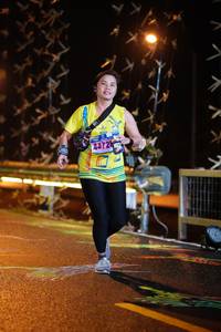 BIB: 4472
                            <button type="button" onclick="openModal(16435109)" class="btn btn-primary btn-sm float-right btn-popup" data-toggle="modal" data-target=".modal-high-quality">
                        <i class="fas fa-shopping-cart"></i> Add to Cart
                    </button>
                                            <button type="button" onclick="isThisMe(16435109, true)" class="btn btn-success btn-sm float-right btn-popup btn-isme hidden" data-toggle="tooltip" data-placement="bottom" title="นี่คือรูปของคุณใช่ไหม คลิกที่นี่เพื่อเอาเข้าอัลบั้ม">
                        <i class="fas fa-plus"></i> Add to album
                    </button>
                    <button type="button" onclick="isThisMe(16435109, false)" class="btn btn-warning btn-sm float-right btn-popup btn-isnotme hidden">
                        <i class="fas fa-ban"></i> Remove from album
                    </button>