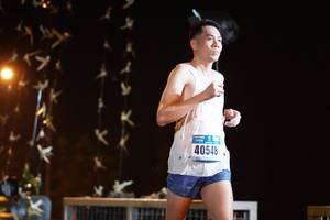 BIB: 40548
                            <button type="button" onclick="openModal(16173570)" class="btn btn-primary btn-sm float-right btn-popup" data-toggle="modal" data-target=".modal-high-quality">
                        <i class="fas fa-shopping-cart"></i> Add to Cart
                    </button>
                                            <button type="button" onclick="isThisMe(16173570, true)" class="btn btn-success btn-sm float-right btn-popup btn-isme hidden" data-toggle="tooltip" data-placement="bottom" title="นี่คือรูปของคุณใช่ไหม คลิกที่นี่เพื่อเอาเข้าอัลบั้ม">
                        <i class="fas fa-plus"></i> Add to album
                    </button>
                    <button type="button" onclick="isThisMe(16173570, false)" class="btn btn-warning btn-sm float-right btn-popup btn-isnotme hidden">
                        <i class="fas fa-ban"></i> Remove from album
                    </button>