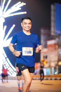 BIB: 22606
                            <button type="button" onclick="openModal(18026761)" class="btn btn-primary btn-sm float-right btn-popup" data-toggle="modal" data-target=".modal-high-quality">
                        <i class="fas fa-shopping-cart"></i> Add to Cart
                    </button>
                                            <button type="button" onclick="isThisMe(18026761, true)" class="btn btn-success btn-sm float-right btn-popup btn-isme hidden" data-toggle="tooltip" data-placement="bottom" title="นี่คือรูปของคุณใช่ไหม คลิกที่นี่เพื่อเอาเข้าอัลบั้ม">
                        <i class="fas fa-plus"></i> Add to album
                    </button>
                    <button type="button" onclick="isThisMe(18026761, false)" class="btn btn-warning btn-sm float-right btn-popup btn-isnotme hidden">
                        <i class="fas fa-ban"></i> Remove from album
                    </button>