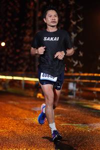 BIB: 40840
                            <button type="button" onclick="openModal(16188913)" class="btn btn-primary btn-sm float-right btn-popup" data-toggle="modal" data-target=".modal-high-quality">
                        <i class="fas fa-shopping-cart"></i> Add to Cart
                    </button>
                                            <button type="button" onclick="isThisMe(16188913, true)" class="btn btn-success btn-sm float-right btn-popup btn-isme hidden" data-toggle="tooltip" data-placement="bottom" title="นี่คือรูปของคุณใช่ไหม คลิกที่นี่เพื่อเอาเข้าอัลบั้ม">
                        <i class="fas fa-plus"></i> Add to album
                    </button>
                    <button type="button" onclick="isThisMe(16188913, false)" class="btn btn-warning btn-sm float-right btn-popup btn-isnotme hidden">
                        <i class="fas fa-ban"></i> Remove from album
                    </button>