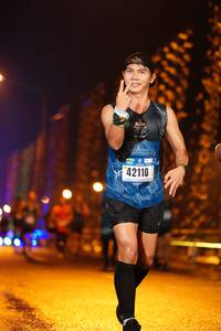 BIB: 42110
                            <button type="button" onclick="openModal(16260736)" class="btn btn-primary btn-sm float-right btn-popup" data-toggle="modal" data-target=".modal-high-quality">
                        <i class="fas fa-shopping-cart"></i> Add to Cart
                    </button>
                                            <button type="button" onclick="isThisMe(16260736, true)" class="btn btn-success btn-sm float-right btn-popup btn-isme hidden" data-toggle="tooltip" data-placement="bottom" title="นี่คือรูปของคุณใช่ไหม คลิกที่นี่เพื่อเอาเข้าอัลบั้ม">
                        <i class="fas fa-plus"></i> Add to album
                    </button>
                    <button type="button" onclick="isThisMe(16260736, false)" class="btn btn-warning btn-sm float-right btn-popup btn-isnotme hidden">
                        <i class="fas fa-ban"></i> Remove from album
                    </button>