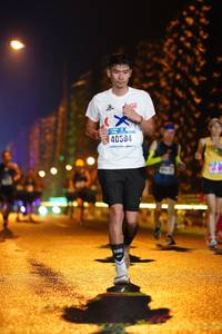 BIB: 40504
                            <button type="button" onclick="openModal(16265445)" class="btn btn-primary btn-sm float-right btn-popup" data-toggle="modal" data-target=".modal-high-quality">
                        <i class="fas fa-shopping-cart"></i> Add to Cart
                    </button>
                                            <button type="button" onclick="isThisMe(16265445, true)" class="btn btn-success btn-sm float-right btn-popup btn-isme hidden" data-toggle="tooltip" data-placement="bottom" title="นี่คือรูปของคุณใช่ไหม คลิกที่นี่เพื่อเอาเข้าอัลบั้ม">
                        <i class="fas fa-plus"></i> Add to album
                    </button>
                    <button type="button" onclick="isThisMe(16265445, false)" class="btn btn-warning btn-sm float-right btn-popup btn-isnotme hidden">
                        <i class="fas fa-ban"></i> Remove from album
                    </button>