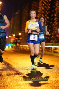 BIB: 10995
                            <button type="button" onclick="openModal(16211033)" class="btn btn-primary btn-sm float-right btn-popup" data-toggle="modal" data-target=".modal-high-quality">
                        <i class="fas fa-shopping-cart"></i> Add to Cart
                    </button>
                                            <button type="button" onclick="isThisMe(16211033, true)" class="btn btn-success btn-sm float-right btn-popup btn-isme hidden" data-toggle="tooltip" data-placement="bottom" title="นี่คือรูปของคุณใช่ไหม คลิกที่นี่เพื่อเอาเข้าอัลบั้ม">
                        <i class="fas fa-plus"></i> Add to album
                    </button>
                    <button type="button" onclick="isThisMe(16211033, false)" class="btn btn-warning btn-sm float-right btn-popup btn-isnotme hidden">
                        <i class="fas fa-ban"></i> Remove from album
                    </button>