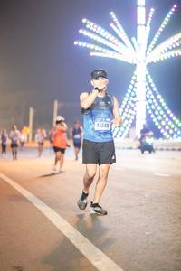 BIB: 41349
                            <button type="button" onclick="openModal(17840219)" class="btn btn-primary btn-sm float-right btn-popup" data-toggle="modal" data-target=".modal-high-quality">
                        <i class="fas fa-shopping-cart"></i> Add to Cart
                    </button>
                                            <button type="button" onclick="isThisMe(17840219, true)" class="btn btn-success btn-sm float-right btn-popup btn-isme hidden" data-toggle="tooltip" data-placement="bottom" title="นี่คือรูปของคุณใช่ไหม คลิกที่นี่เพื่อเอาเข้าอัลบั้ม">
                        <i class="fas fa-plus"></i> Add to album
                    </button>
                    <button type="button" onclick="isThisMe(17840219, false)" class="btn btn-warning btn-sm float-right btn-popup btn-isnotme hidden">
                        <i class="fas fa-ban"></i> Remove from album
                    </button>